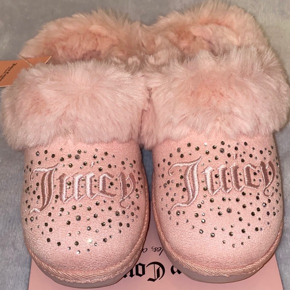 Juicy Couture Shoes - Juicy Couture slippers